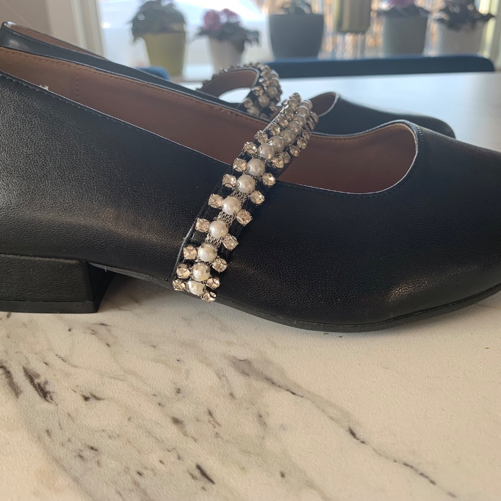 Penningtons Black Leather Upper Dress Shoes - Picture 2 of 6